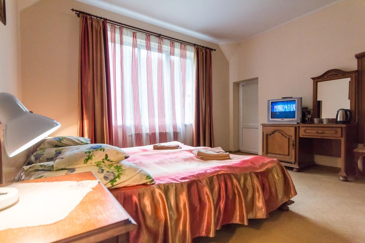 Gortenziya Hotell Poljana Eksteriør bilde